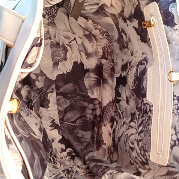 Ted Baker London Purse - Picture 9 of 15